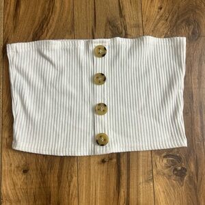 Strapless Buttoned Crop